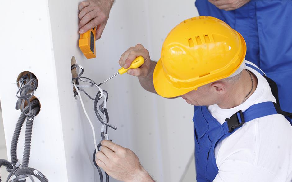 électricien de maintenance Beauchamp